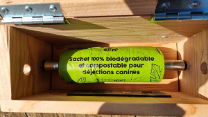Distributeur de sachets canins en rouleau 200 sachets - Devis sur Techni-Contact.com - 4
