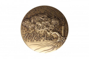 Médaille événementielle avec gravure centenaire - Devis sur Techni-Contact.com - 1