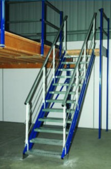 Escalier droit industriel métallique - Devis sur Techni-Contact.com - 1