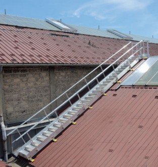 Escalier toitures métalliques - Devis sur Techni-Contact.com - 1