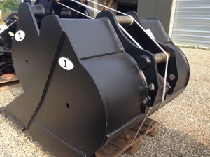Godet rétro à axe encastré pour pelle hydraulique 16 à 19 tonnes - Devis sur Techni-Contact.com - 1