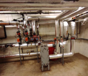 Calorifugeage - Isolation thermique réseaux eau chaude sanitaire - Isolation tuyaux d'eau chaude - réduction des déperditions de chaleur