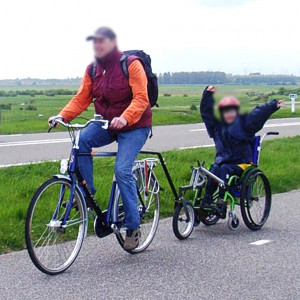 Kit 3eme roue pour fauteuil roulant et barre de traction vélo - Devis sur Techni-Contact.com - 4