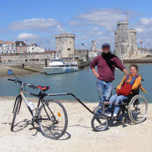 Kit 3eme roue pour fauteuil roulant et barre de traction vélo - Devis sur Techni-Contact.com - 5