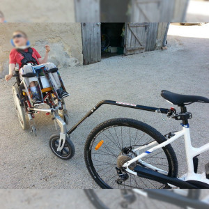 Kit 3eme roue pour fauteuil roulant et barre de traction vélo - Devis sur Techni-Contact.com - 6