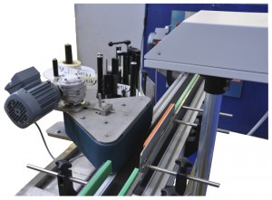 Machine dépose étiquette ROLL - Étiqueteuse industrielle Getik Roll