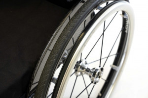 Mains courantes pour fauteuil roulant manuel - Devis sur Techni-Contact.com - 4