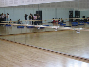 Miroir de danse hauteur 1.80 m - Devis sur Techni-Contact.com - 1