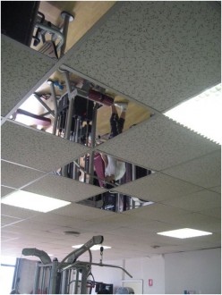 Miroir décoratif de plafond - Protection par un film de classe A