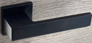 Poignées de porte sur rosace noir mat - Devis sur Techni-Contact.com - 1