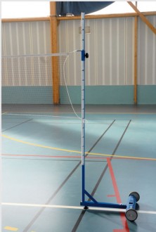 Poteaux de volley ball multi-usages - Hauteur hors sol : 2,07 m - Acier plastifié - Lest de 25 kg