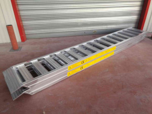 Rampes en aluminium 3 mètres - Devis sur Techni-Contact.com - 1
