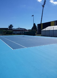Rénovation court tennis en résine - Devis sur Techni-Contact.com - 1