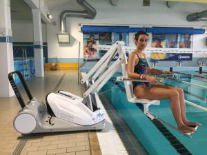 Élévateur de piscine mobile à bras articulé et rotatif  - Devis sur Techni-Contact.com - 4