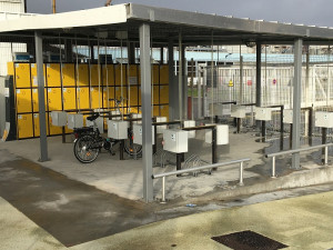 Station solaire recharge pour vélos et trottinettes électriques, scooters, voitures - Devis sur Techni-Contact.com - 2