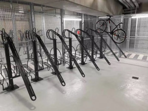 Support 3 vélos double rack et borne de recharge extérieure - Devis sur Techni-Contact.com - 1