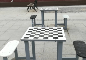 Table d’échecs extérieure pour 2 personnes - Devis sur Techni-Contact.com - 2