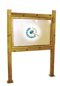 Vitrine d'affichage bois simple poteaux carrés - Devis sur Techni-Contact.com - 1