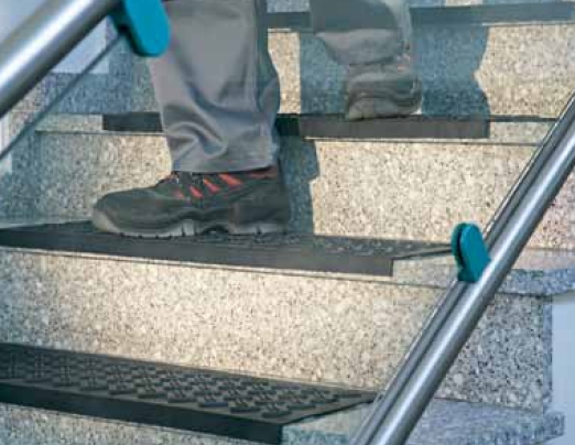Tapis d'escalier antidérapant caoutchouc : Commandez sur Techni-Contact -  Tapis d'accueil