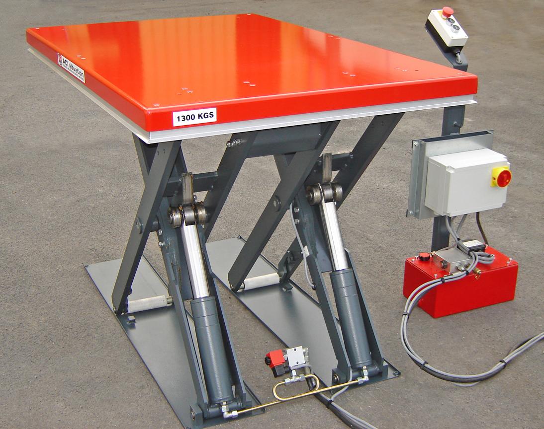 Fabrication table elevatrice : Devis sur Techni-Contact - Table poste de  travail