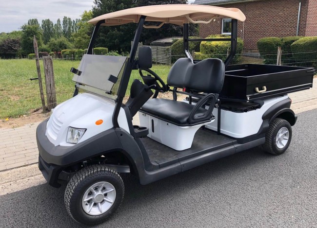 Voiturette de golf utilitaire a benne de chargement : Devis sur Techni