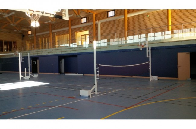 Filet multisport adapté aux poteaux de volley.