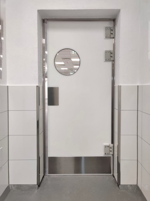 Salle de bains accessoire de cuisine aluminium sur la porte