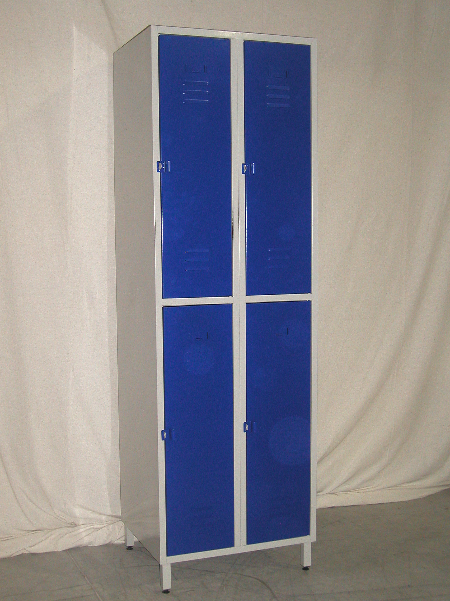 Demi casier vestiaire 4 casiers Devis sur TechniContact Armoire