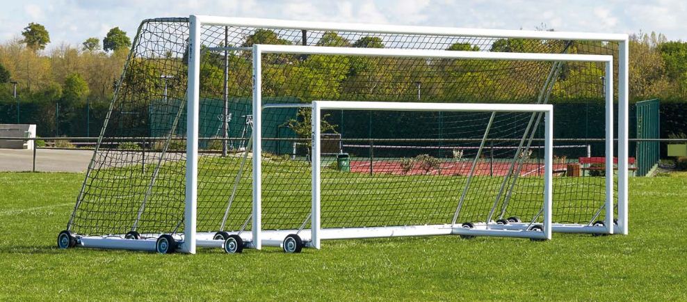 But de football net cible de football élastique portable avec accessoire de  formation de sac de transport(5 personnes )-TIP - Cdiscount Sport