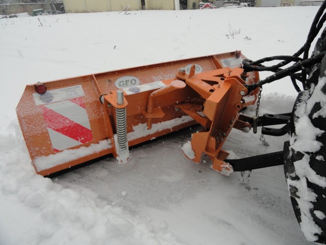 Lame chasse neige pour tracteur : Devis sur Techni-Contact - Lame