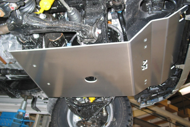 Plaques de protection sous-moteur : Devis sur Techni-Contact - Carter moteur  en aluminium